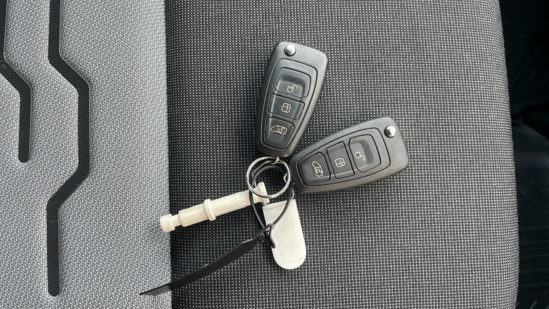 Ford Transit Custom 270 Swb Diesel Fwd 2.0 TDCi 130ps Low Roof Limited Van